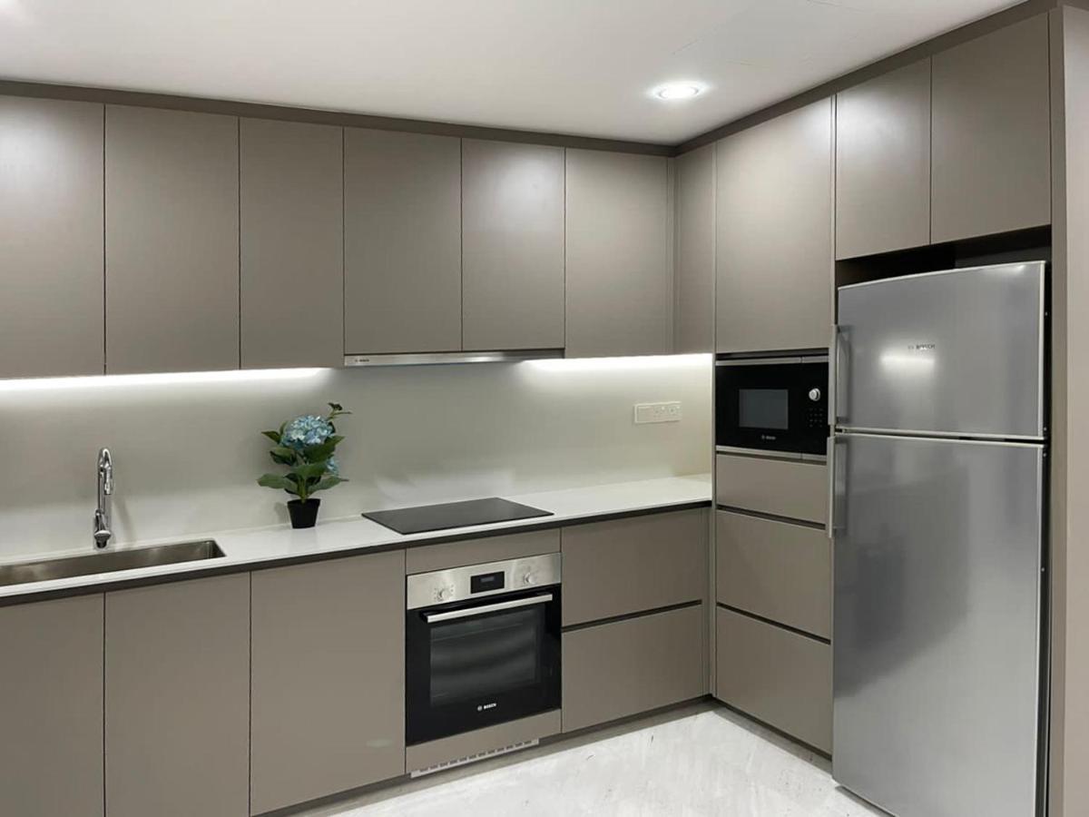 Eaton Residences Klcc By Bhs 쿠알라룸푸르 외부 사진