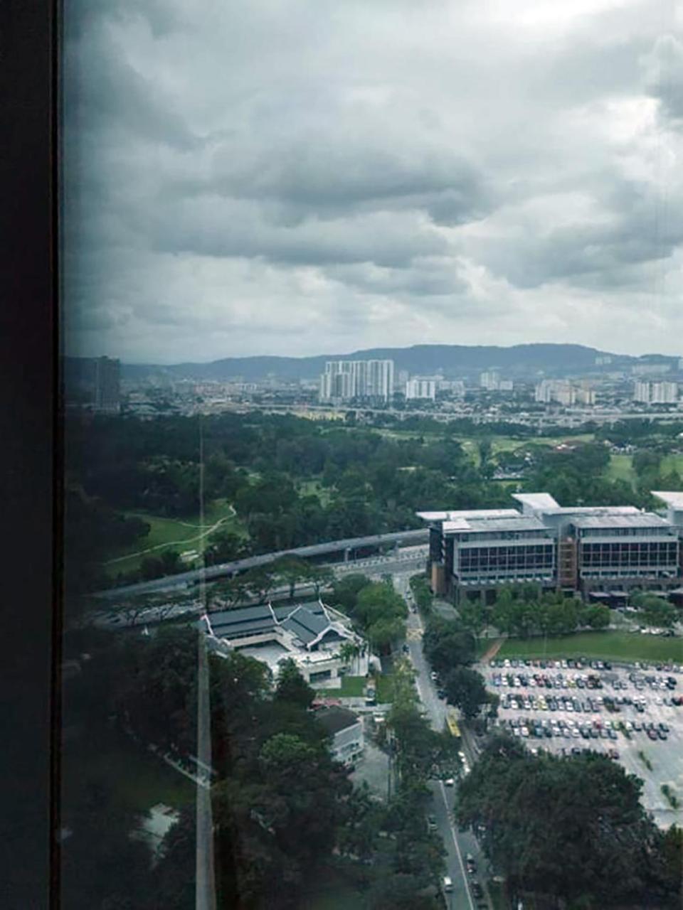Eaton Residences Klcc By Bhs 쿠알라룸푸르 외부 사진